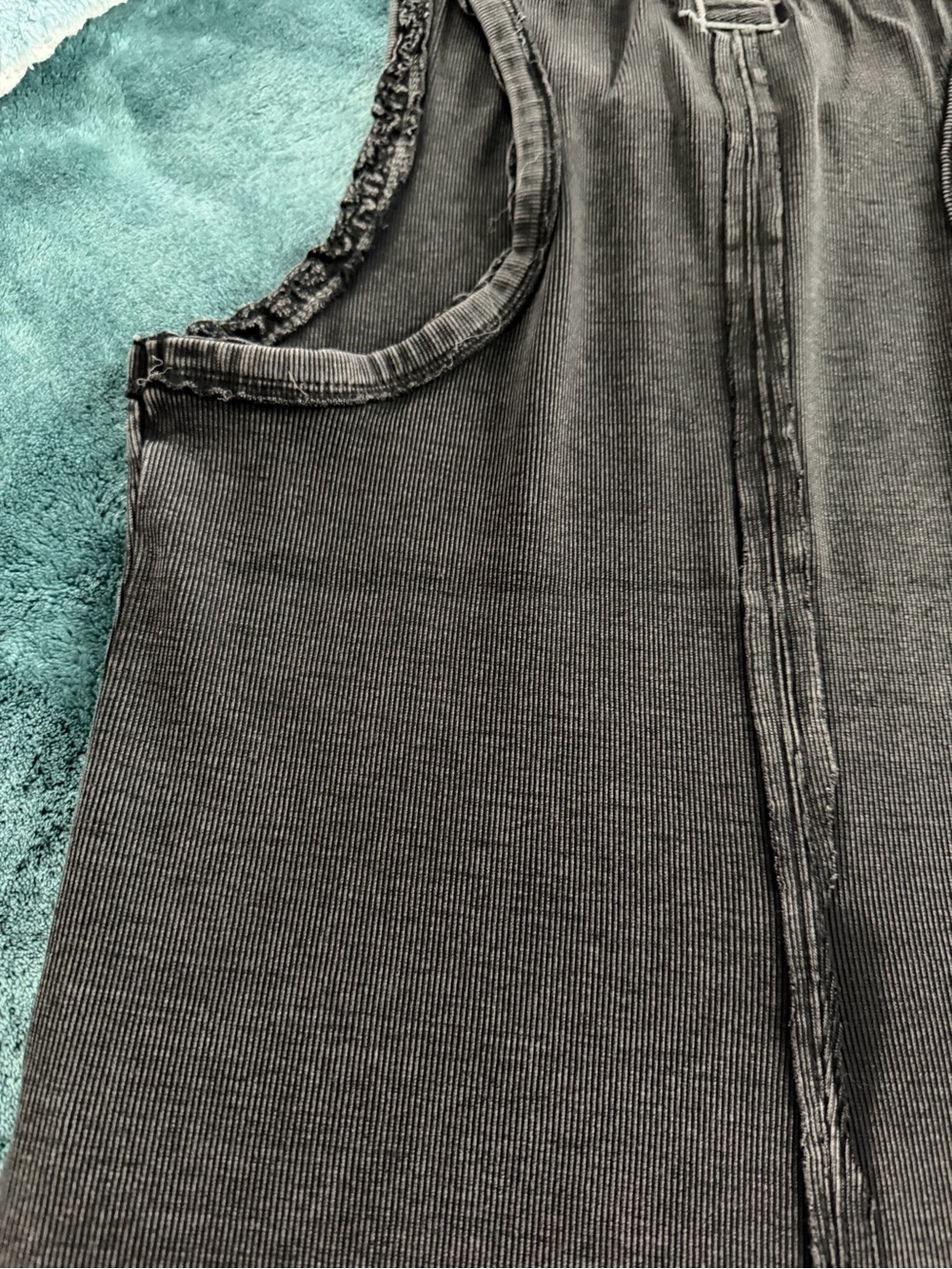 FREE P / WE THE FREE ! YESSSS THE DISTRESSED TANK THAT issss a 10!!! check !!! - Picture 8 of 8